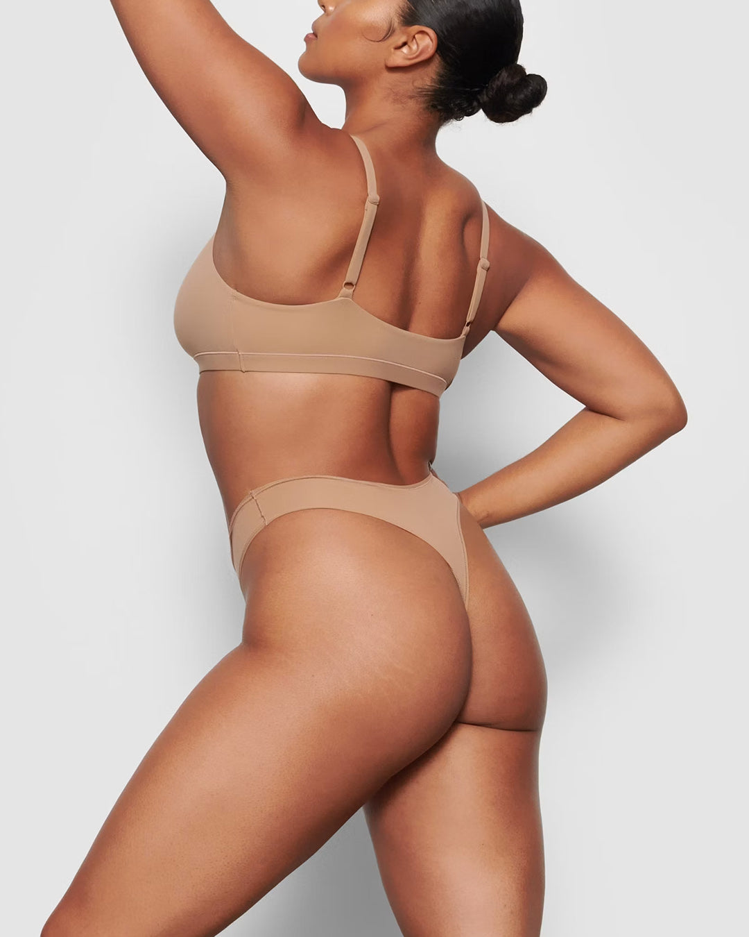 SKIMS Fits Everybody Thong