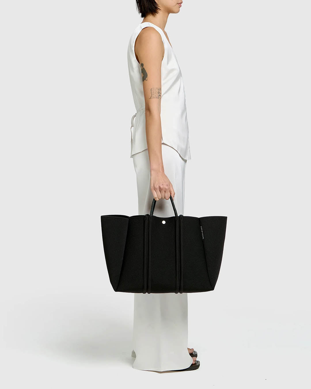 State of Escape Meridian Large Tote