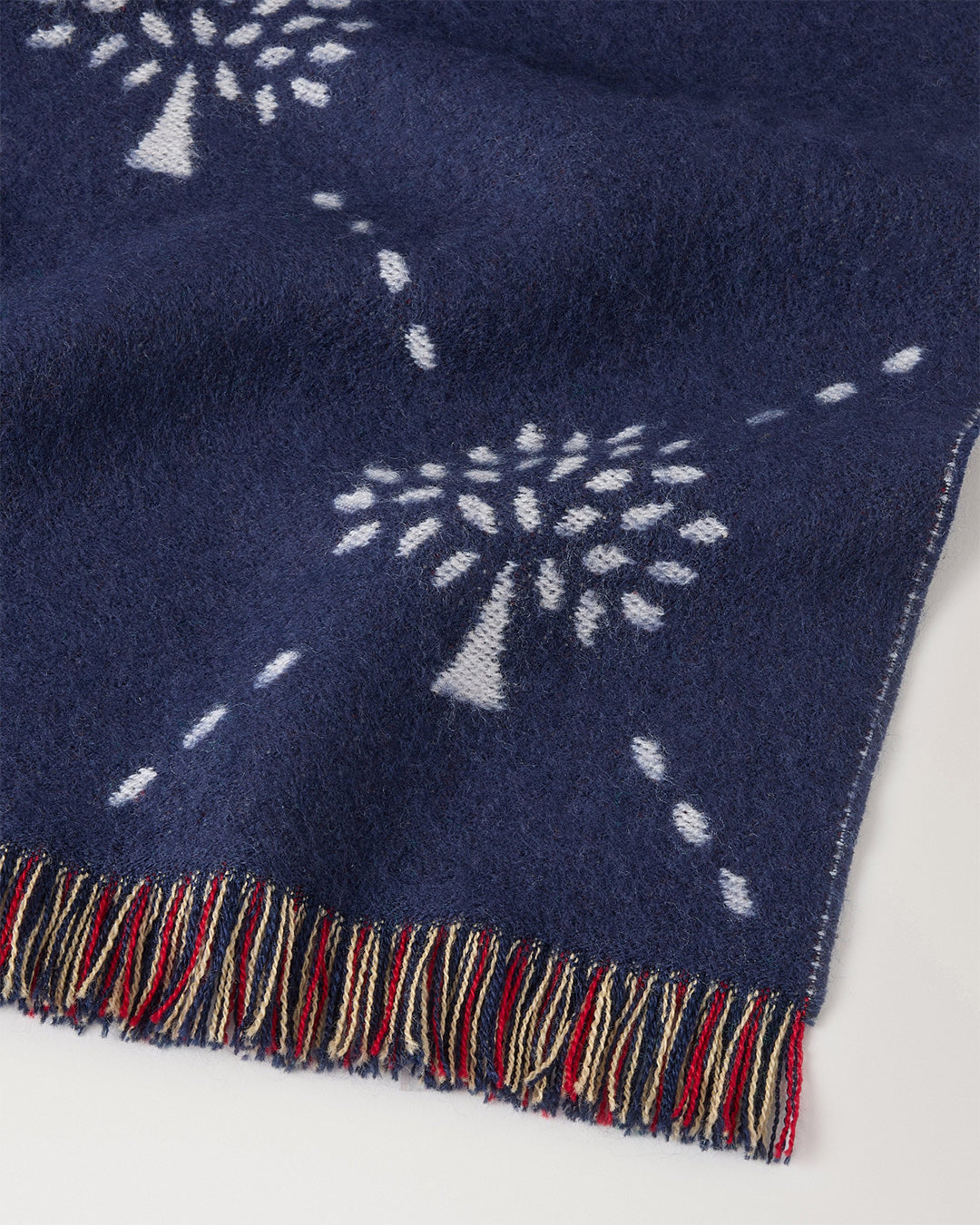 Mulberry Diamond Tree Jacquard Scarf