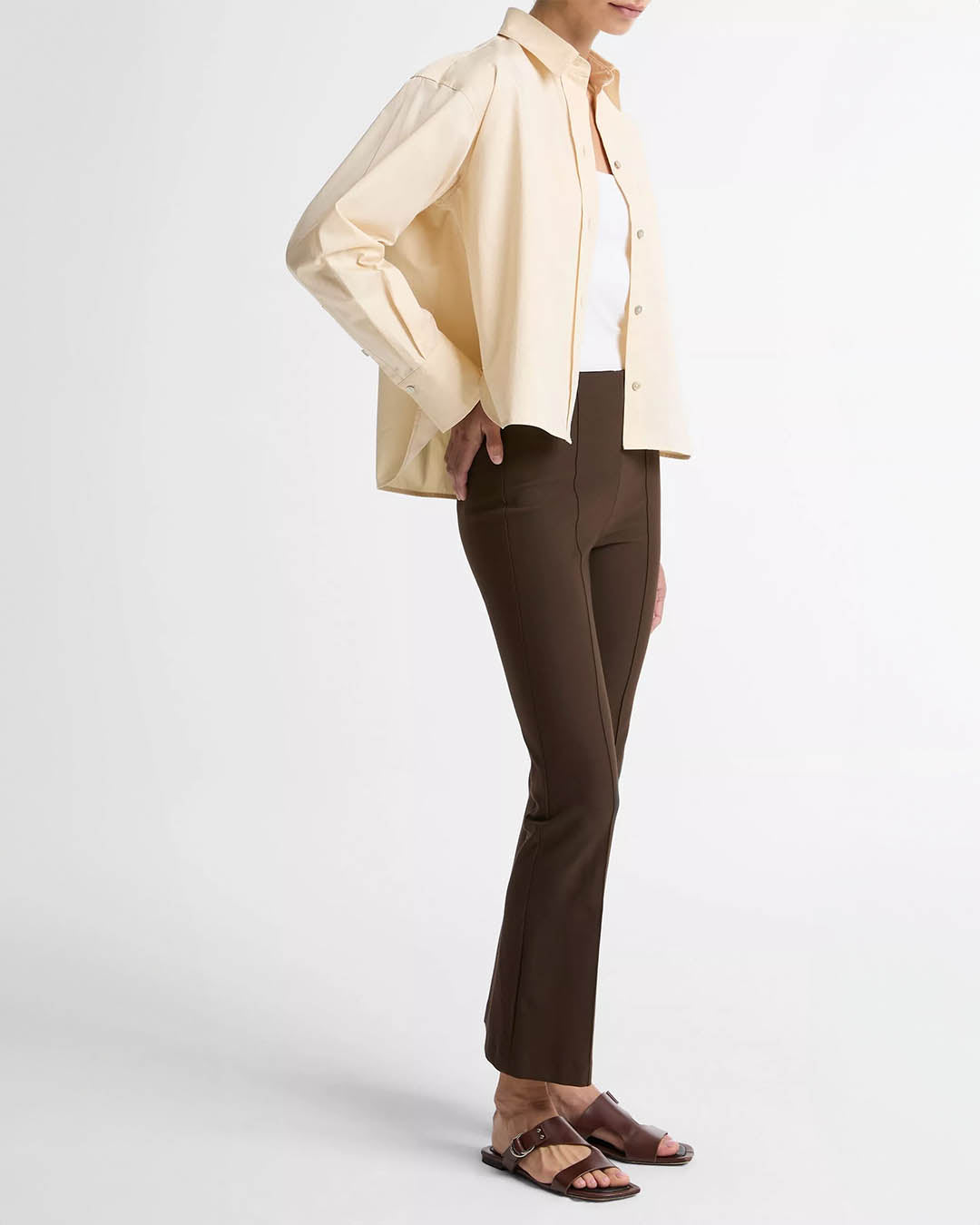 Vince Mid Rise Crop Flare