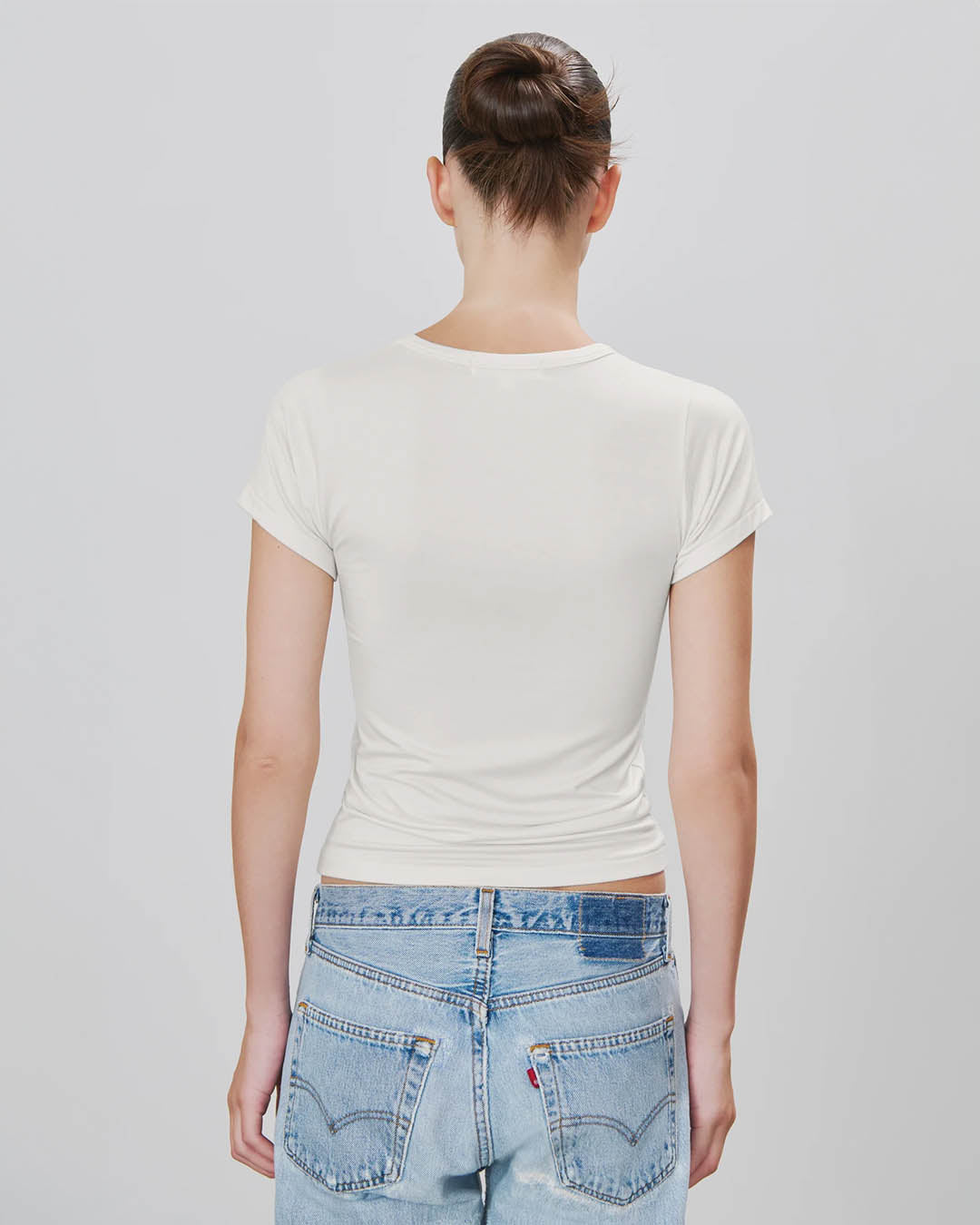 Eterne Fitted Crewneck T-Shirt