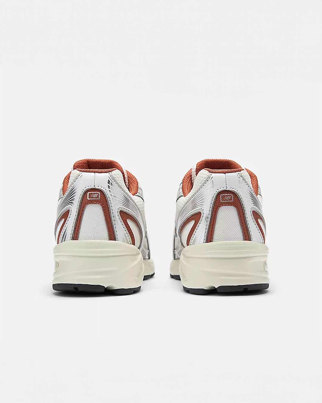 New Balance U7403SB