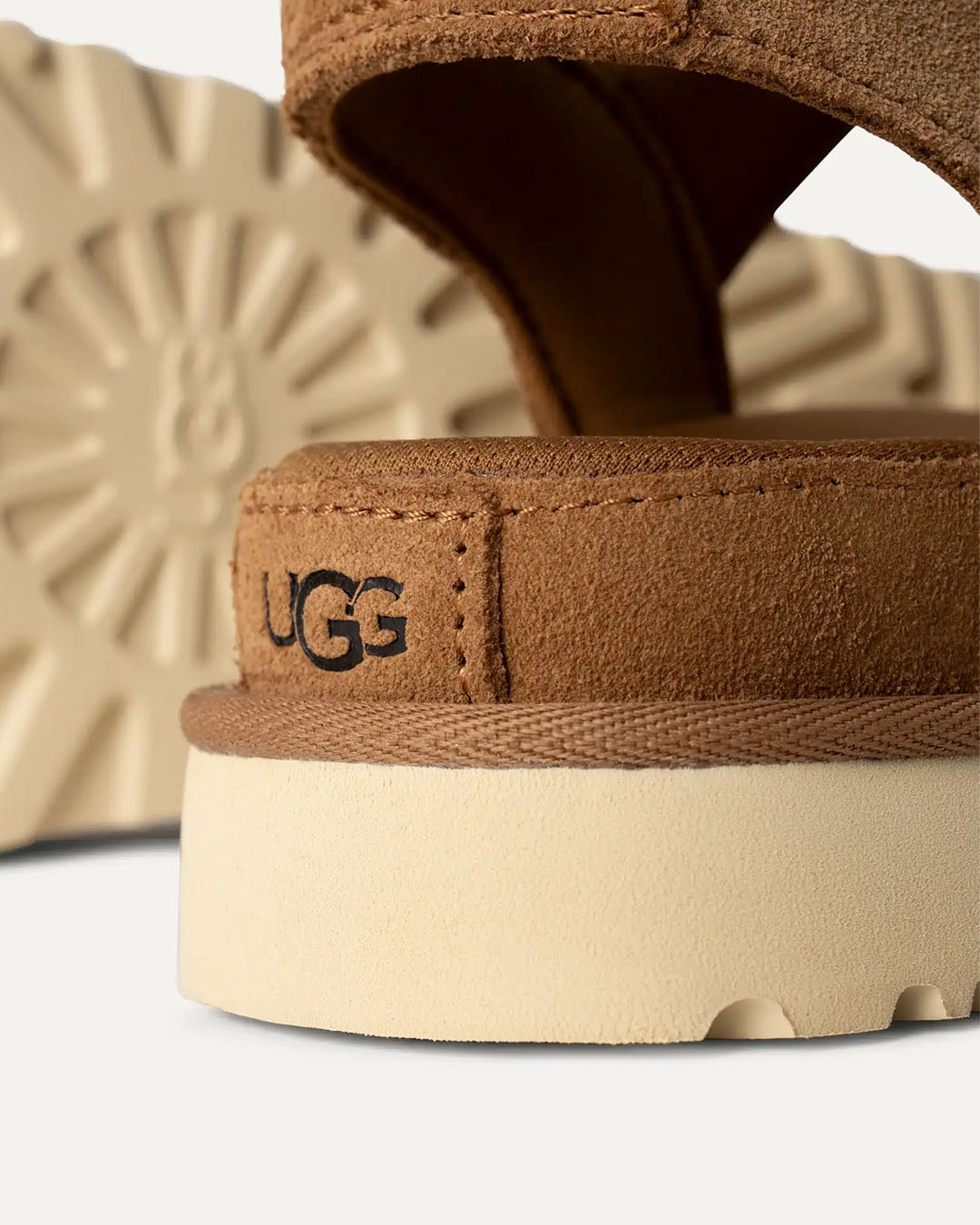 UGG W Goldenstar