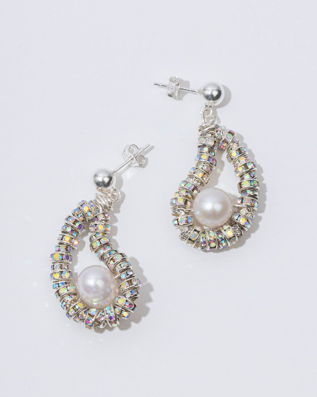 Pearl Octopuss.Y Tiny Oysters