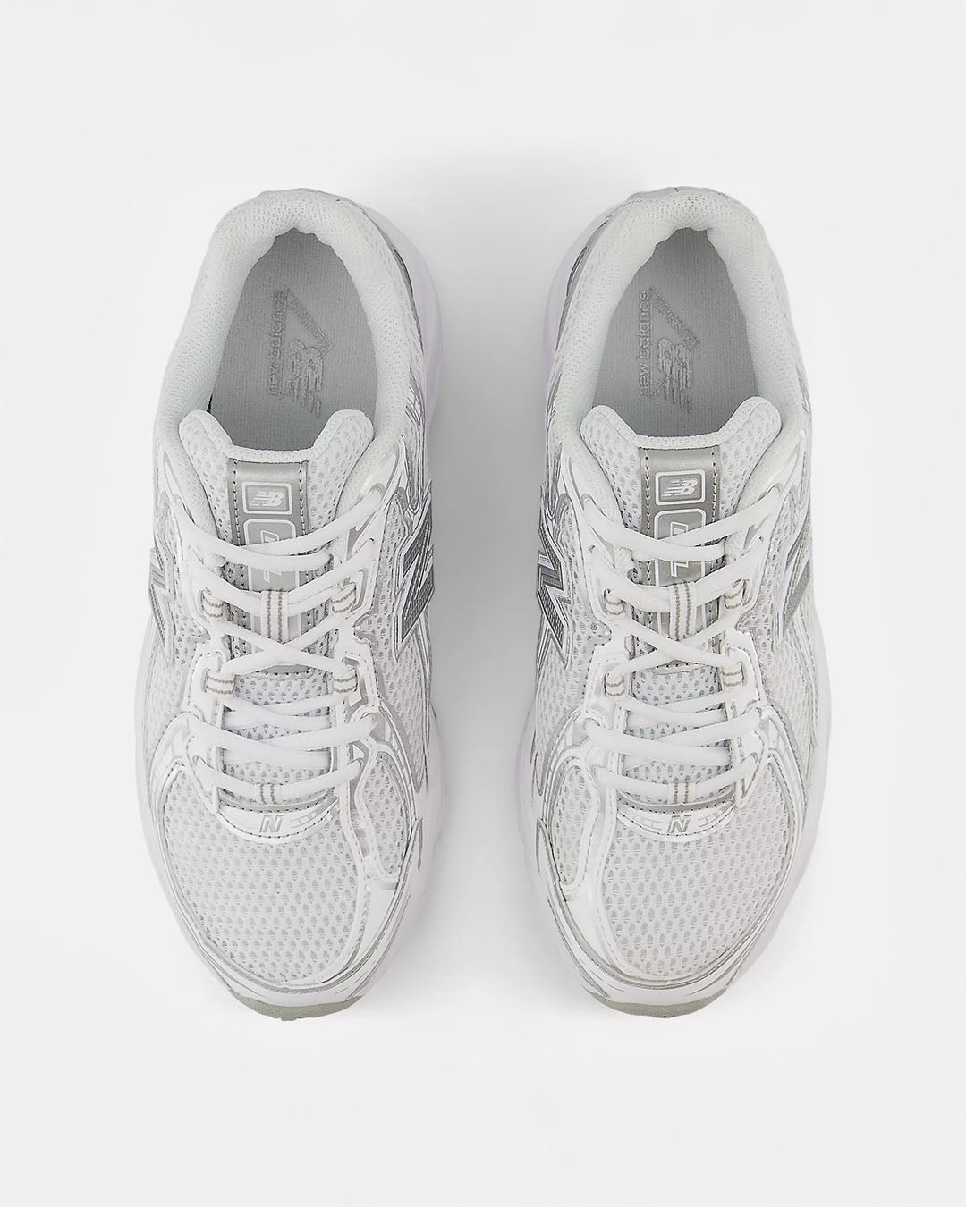 New Balance U740WM2