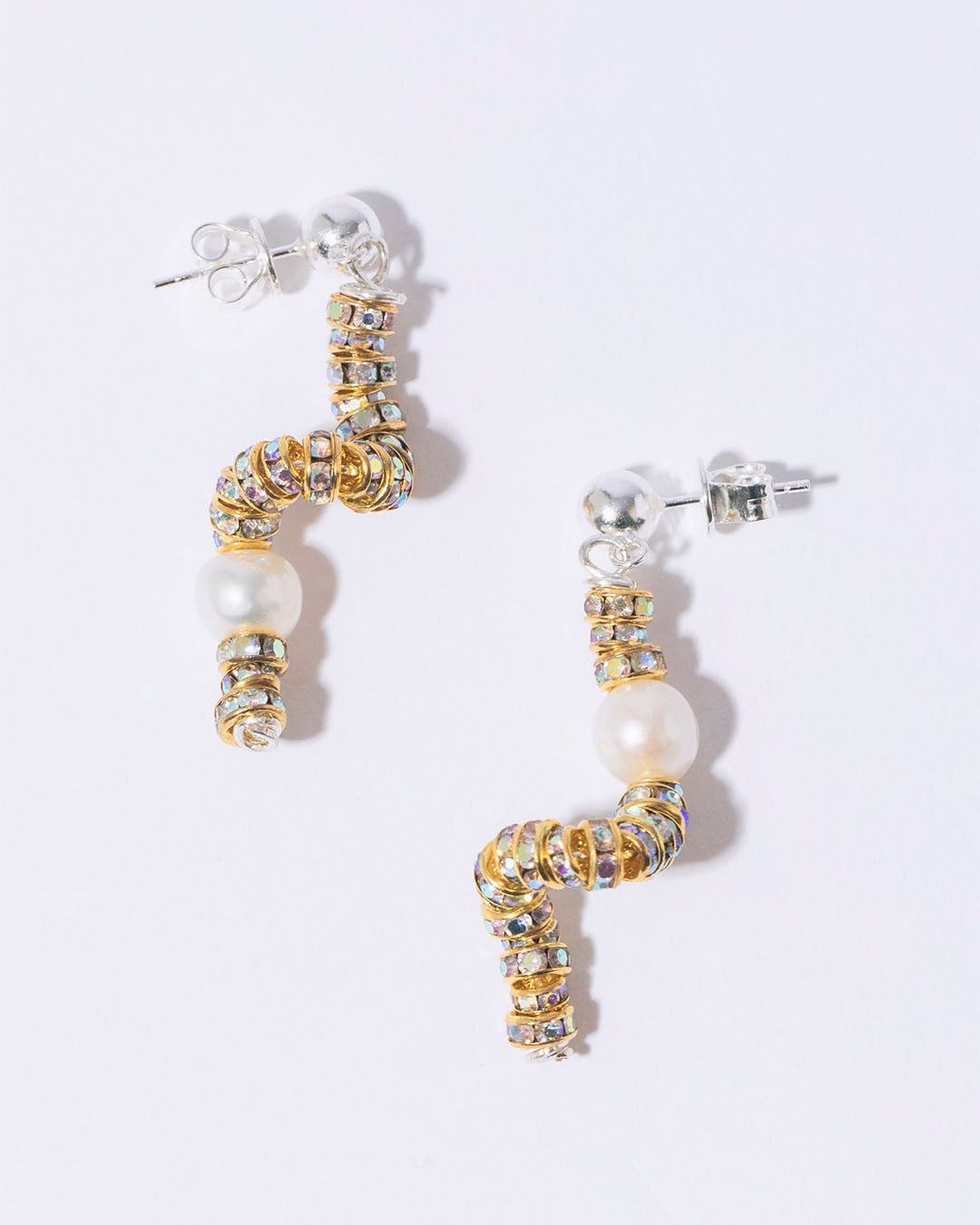 Pearl Octopuss.Y Tiny Snakes