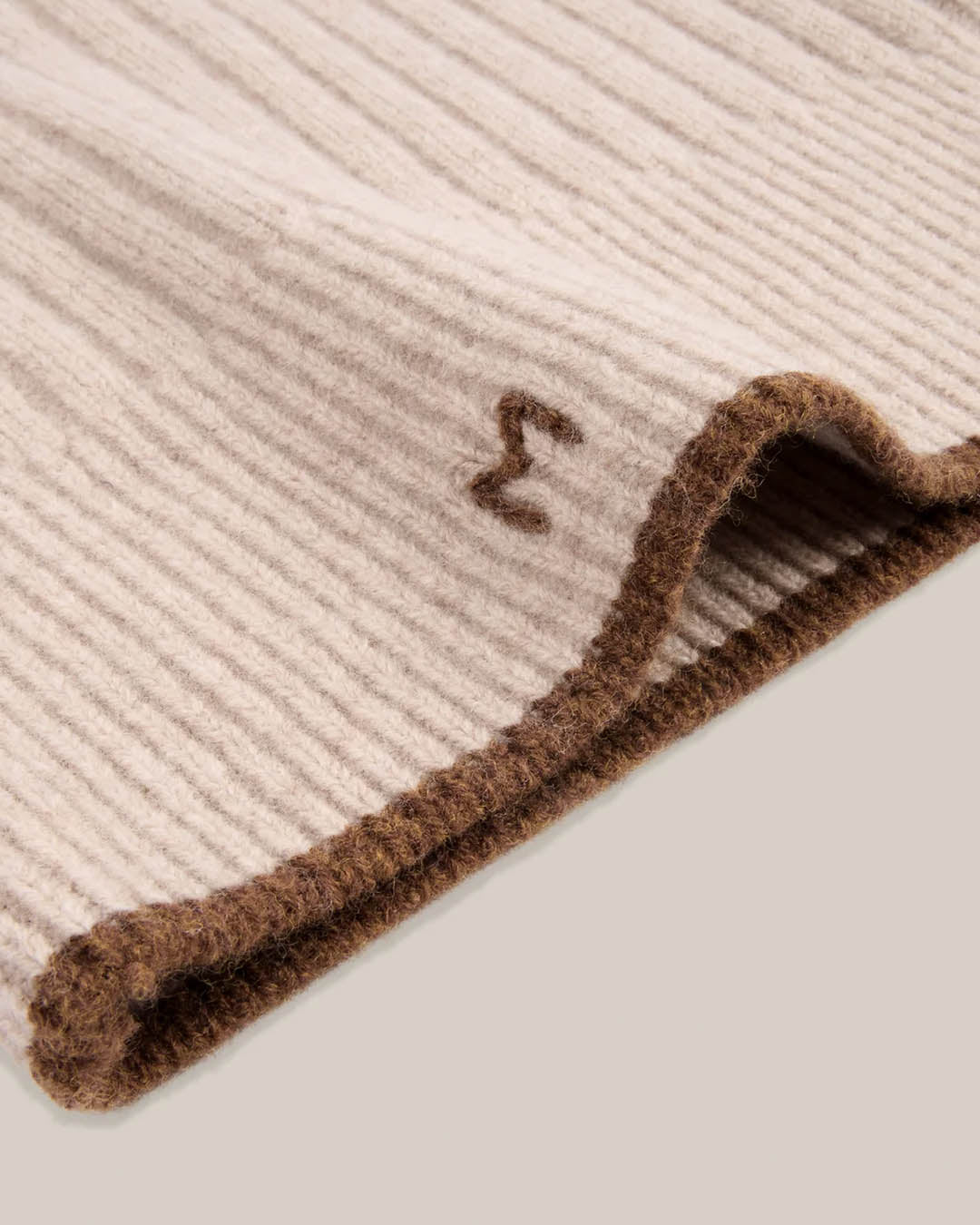 Moismont Hood Irma N°227