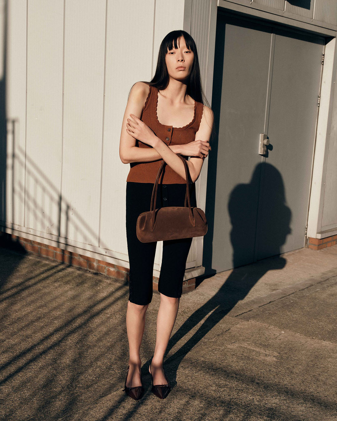 Yuzefi Oyster Shoulder Bag