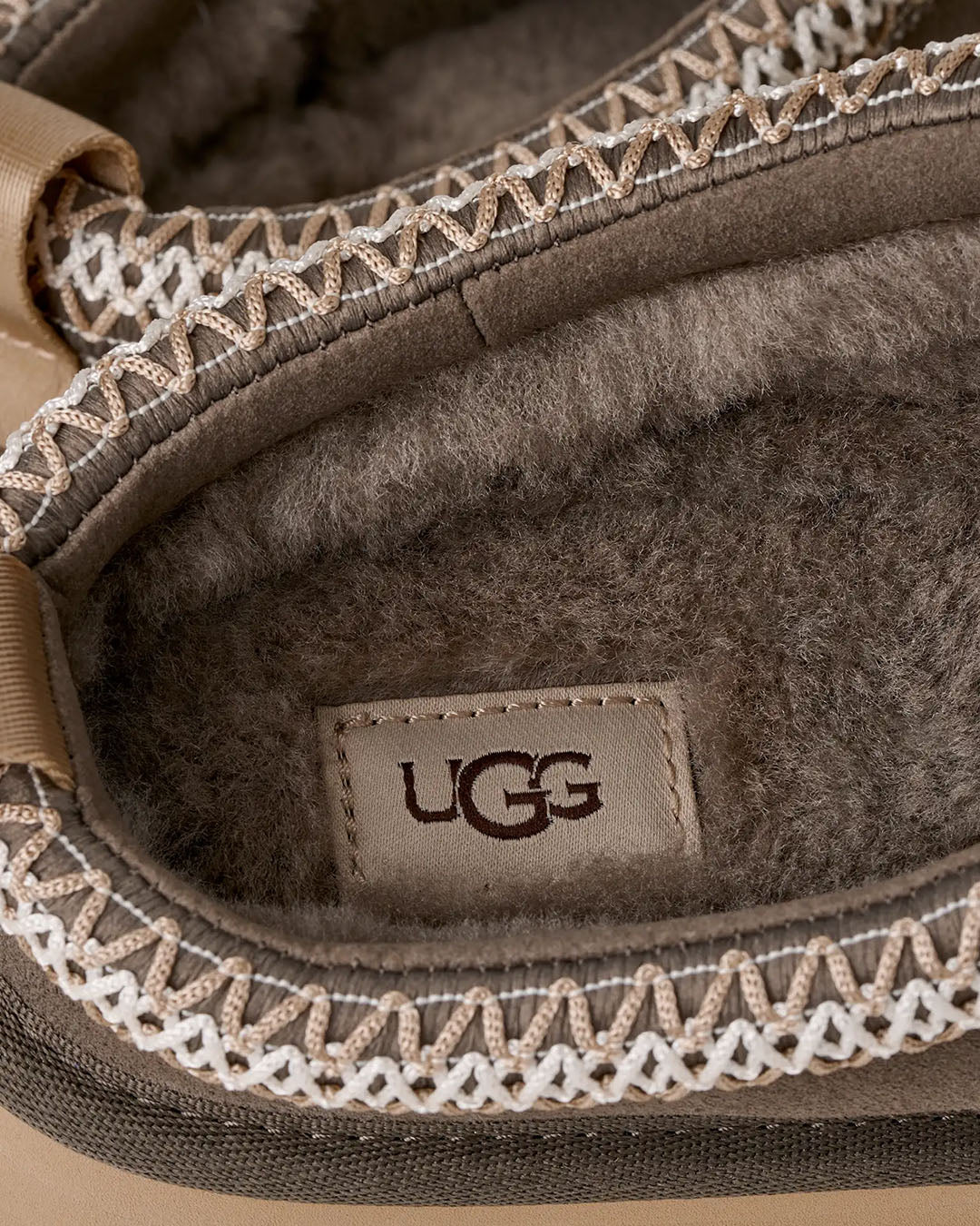 UGG W Tazz II