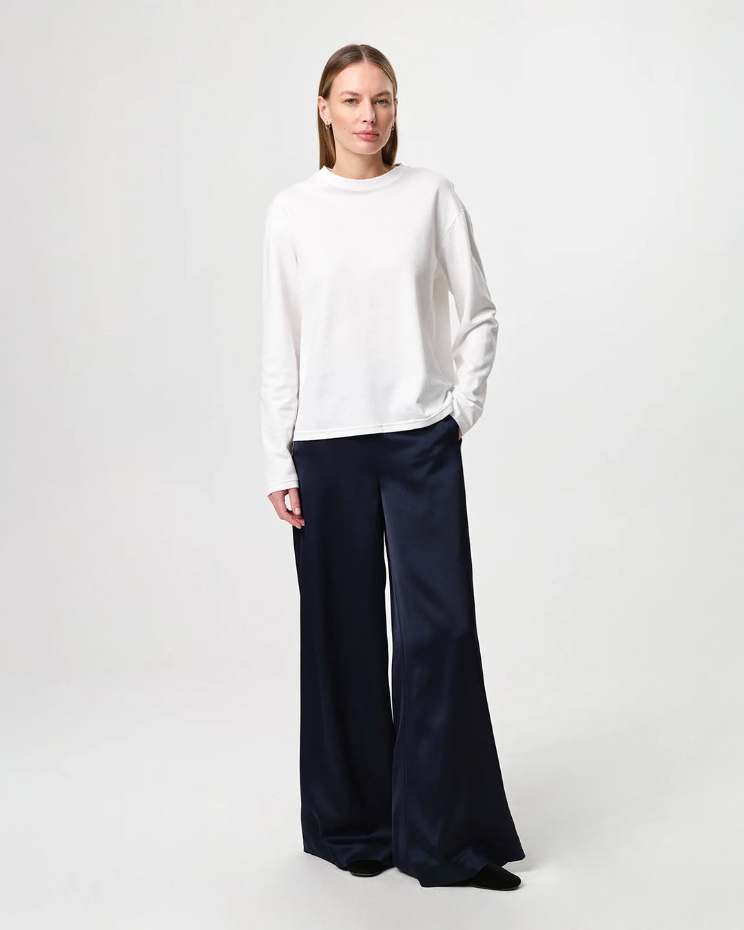 Julie Josephine Annie Longsleeve