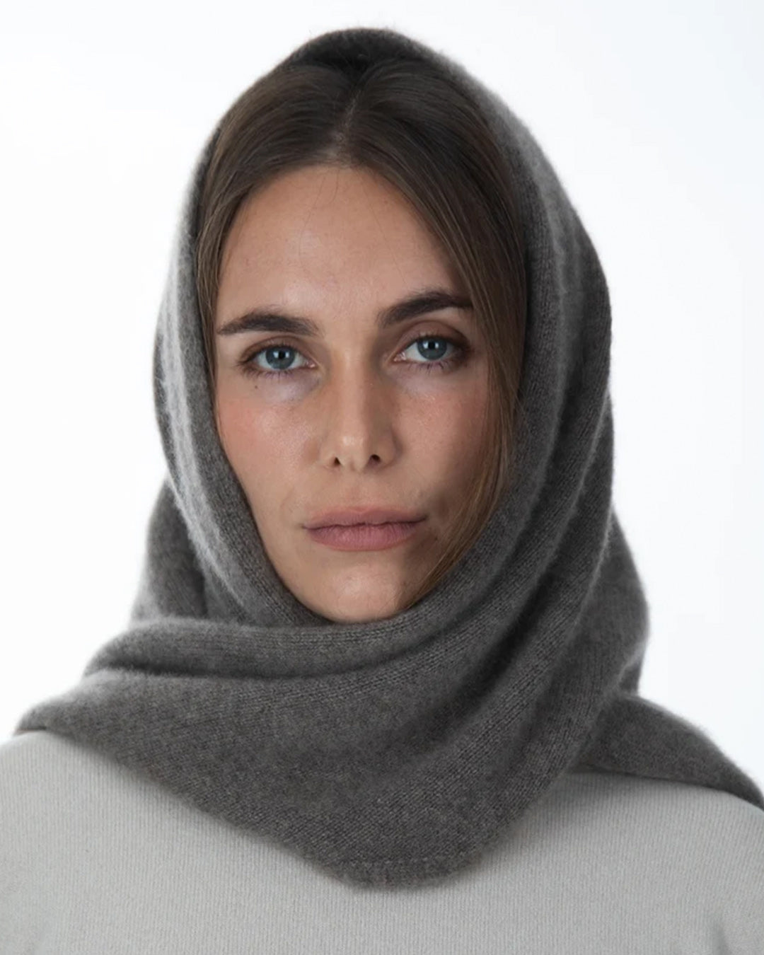 Mawei Triangular Scarf