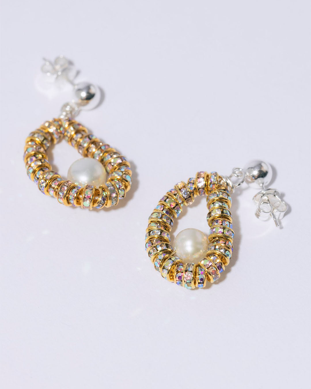Pearl Octopuss.Y Tiny Oysters