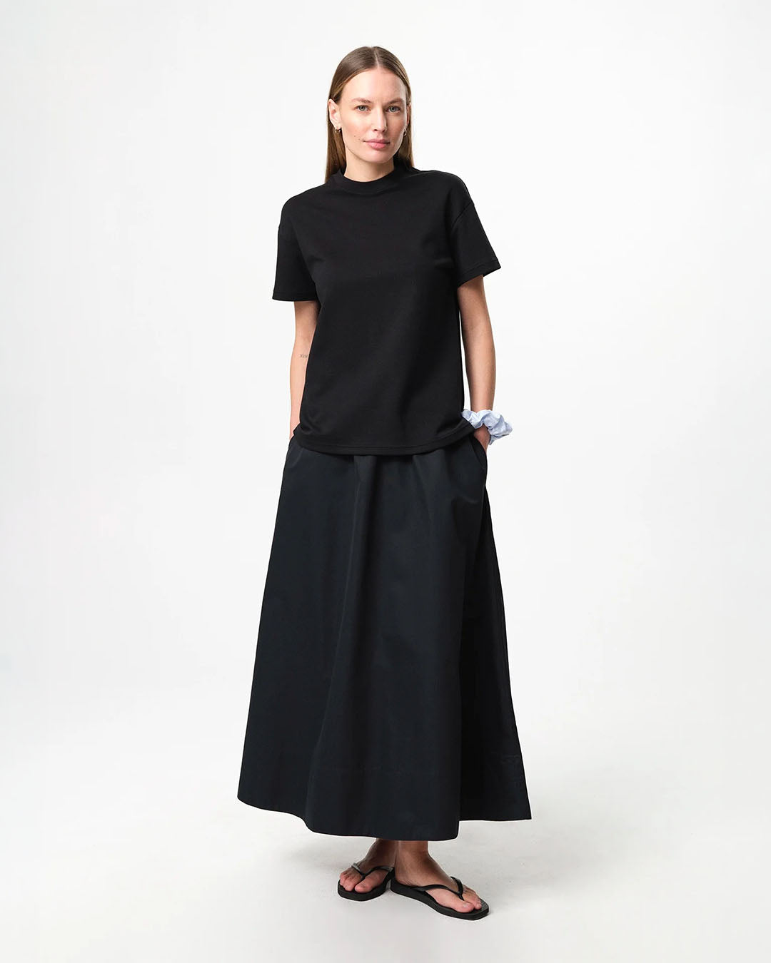 Julie Josephine Alexa Tee