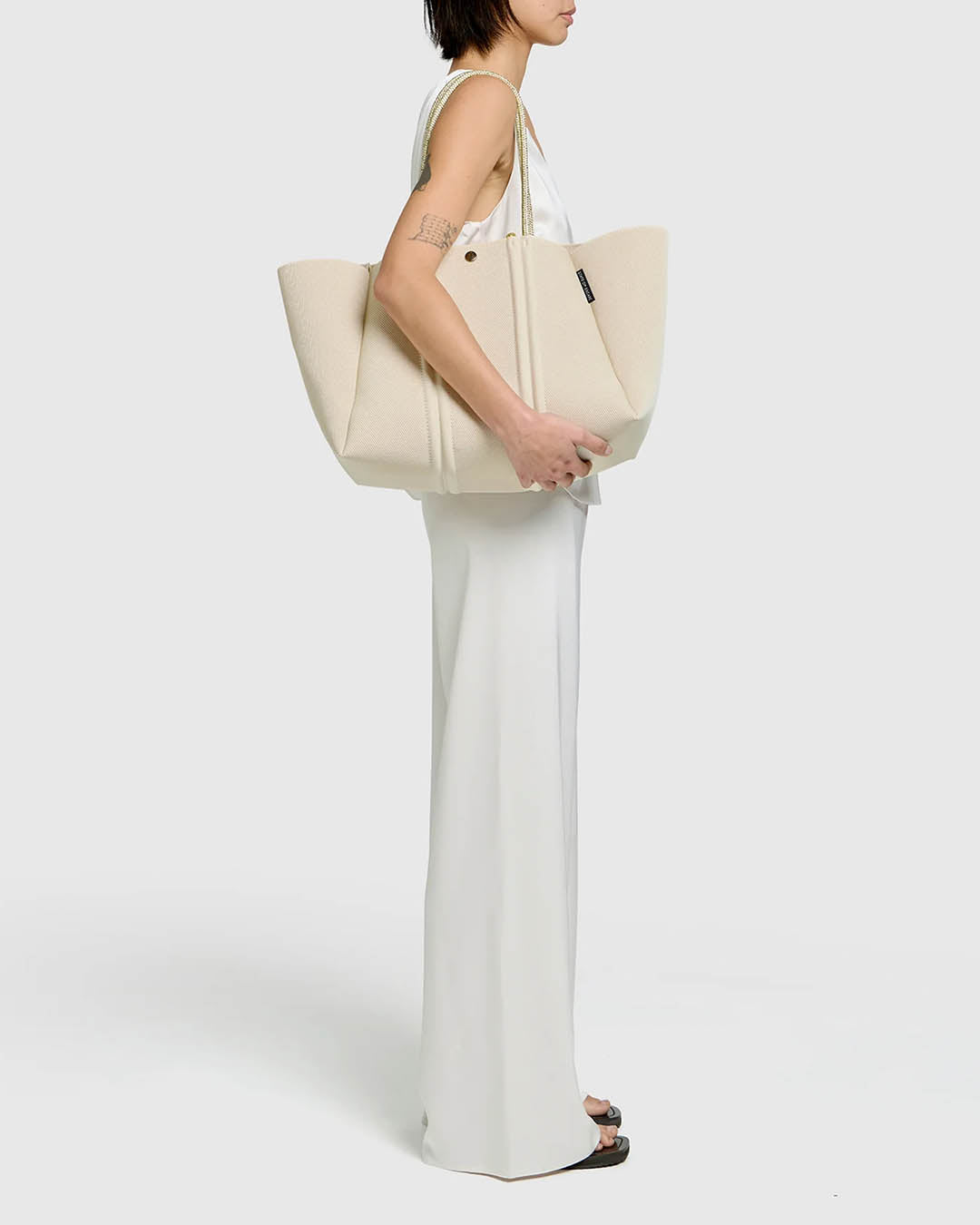 State of Escape Meridian Large Tote