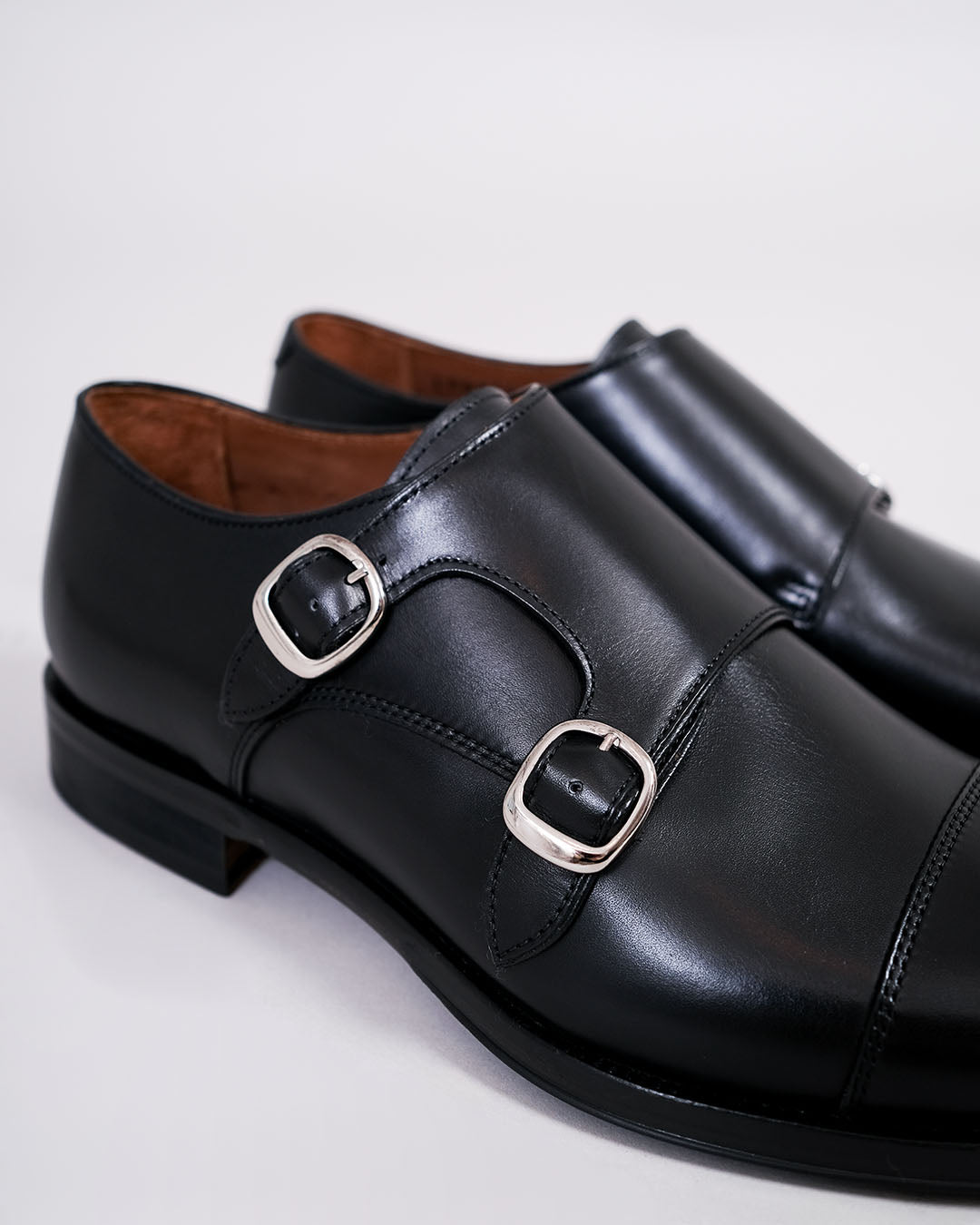 Lottusse DB. Monkstrap