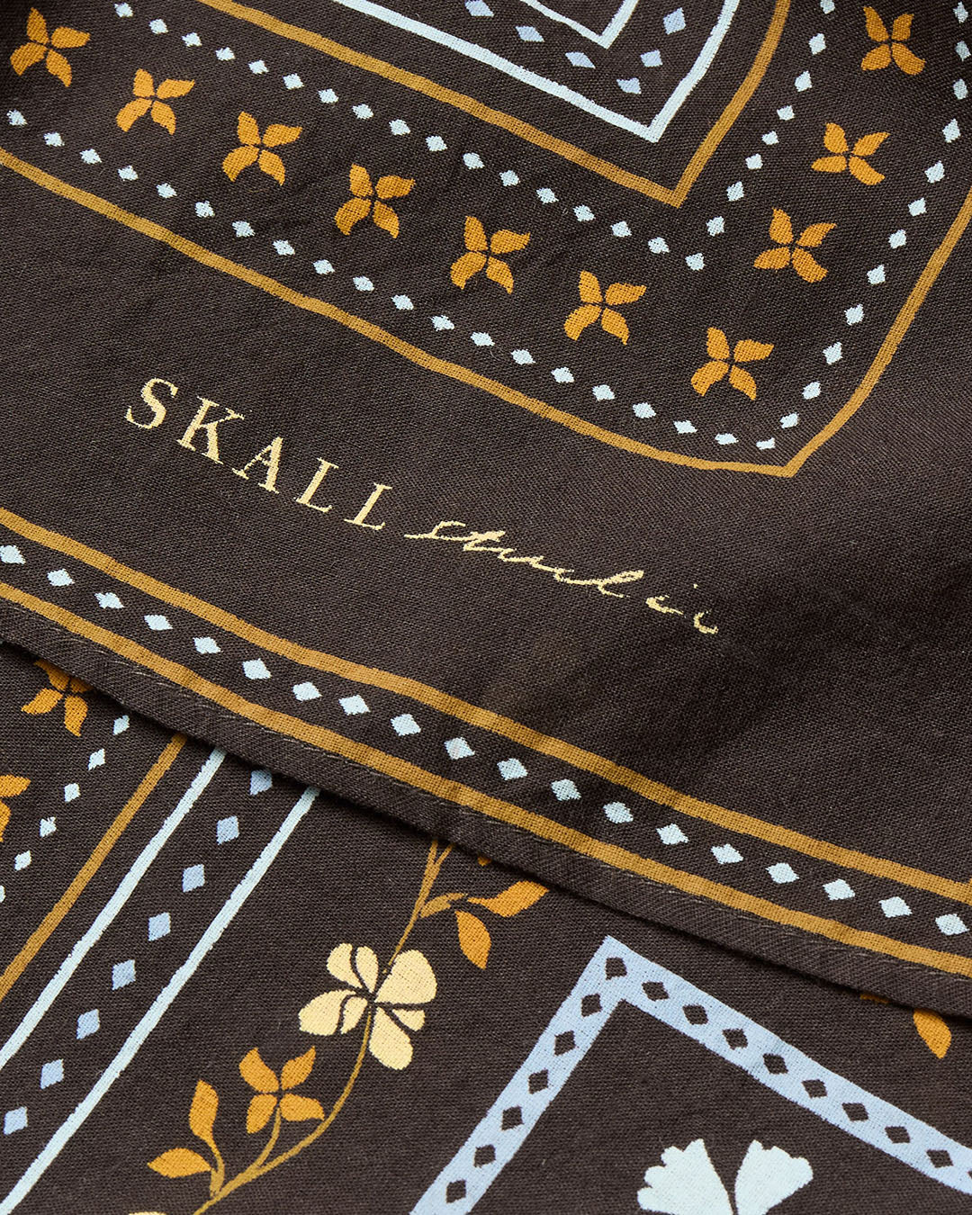 Skall Studio Skall Floral Scarf 55x55