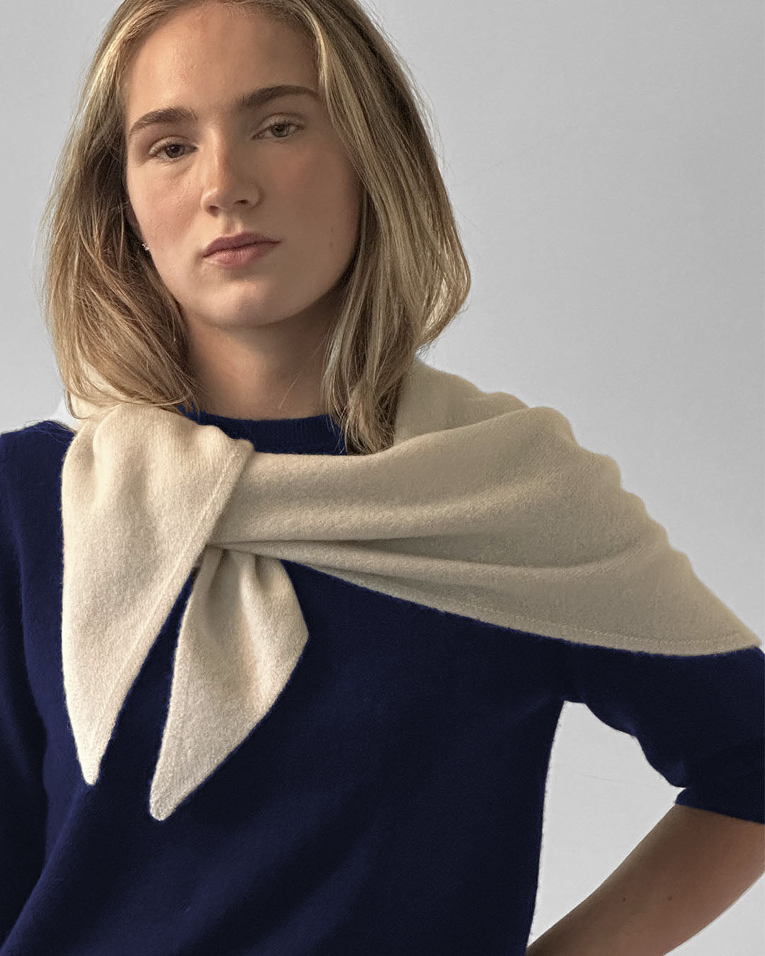 Mawei Triangular Scarf