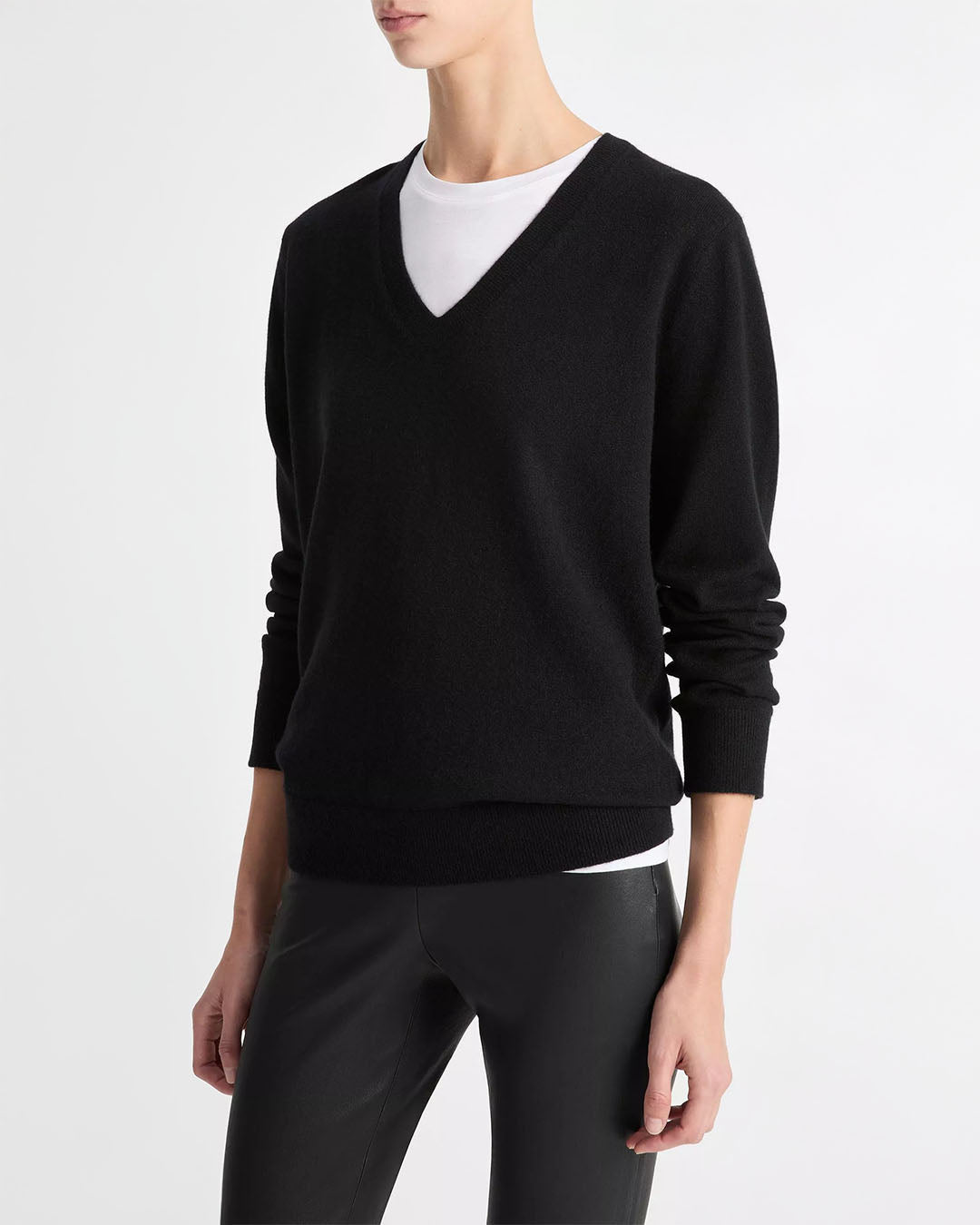 Vince Cashmere Weekend V-Neck