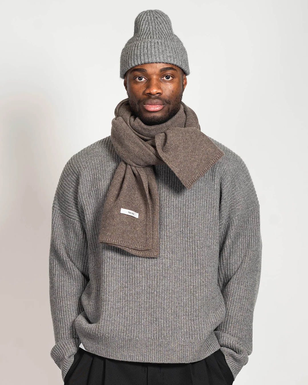 Yacaia Knitted Wool Scarf