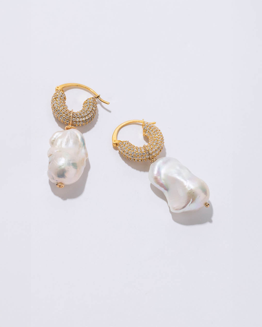 Pearl Octopuss.Y Riviera Earrings