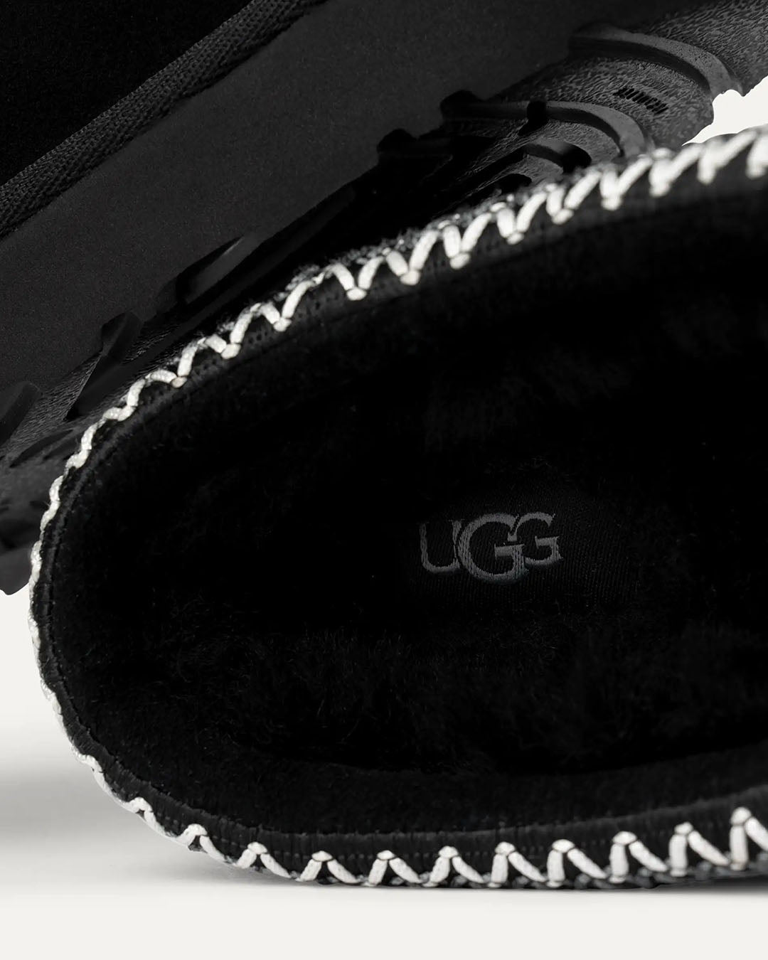 UGG M Tasman