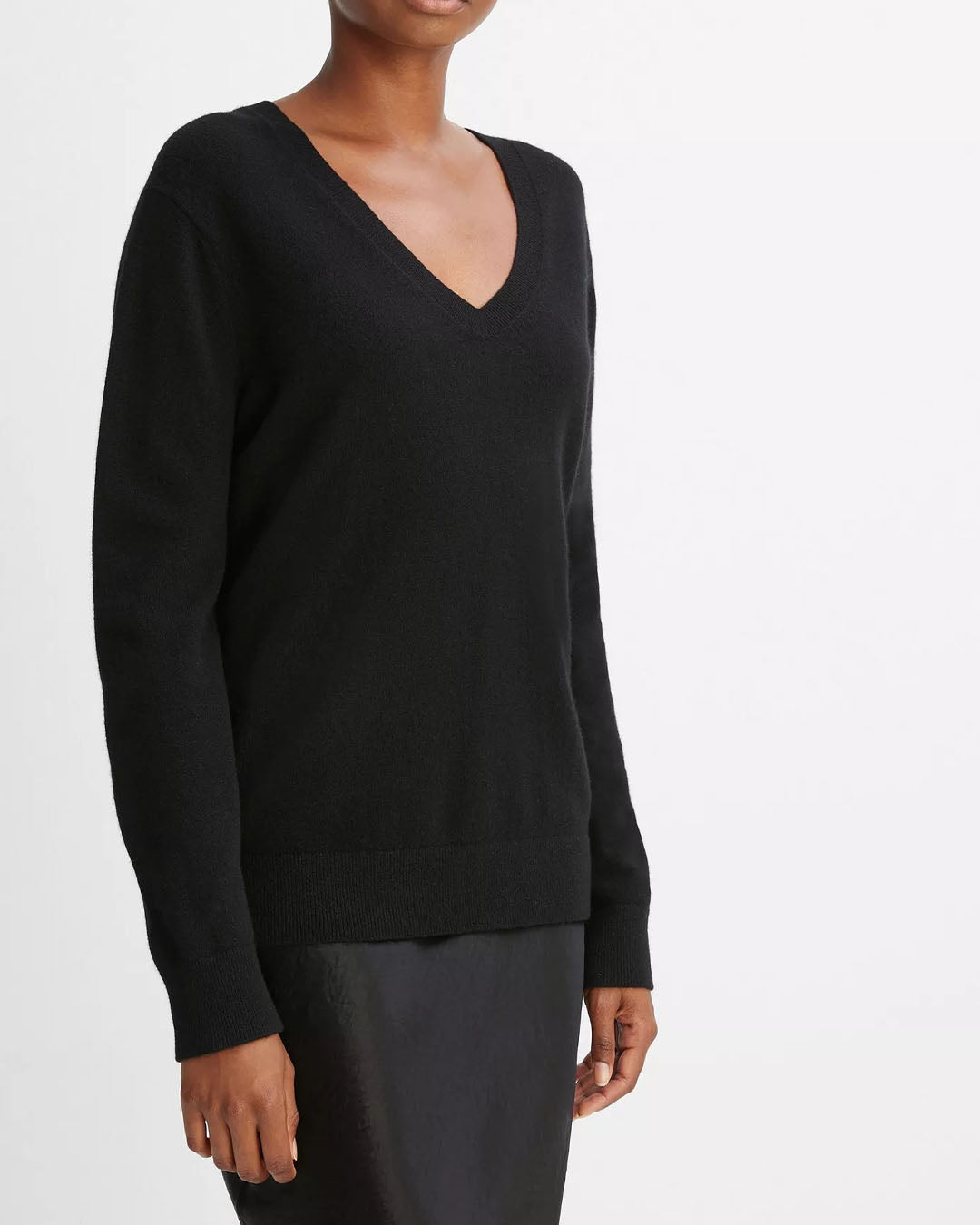 Vince Weekend V-Neck