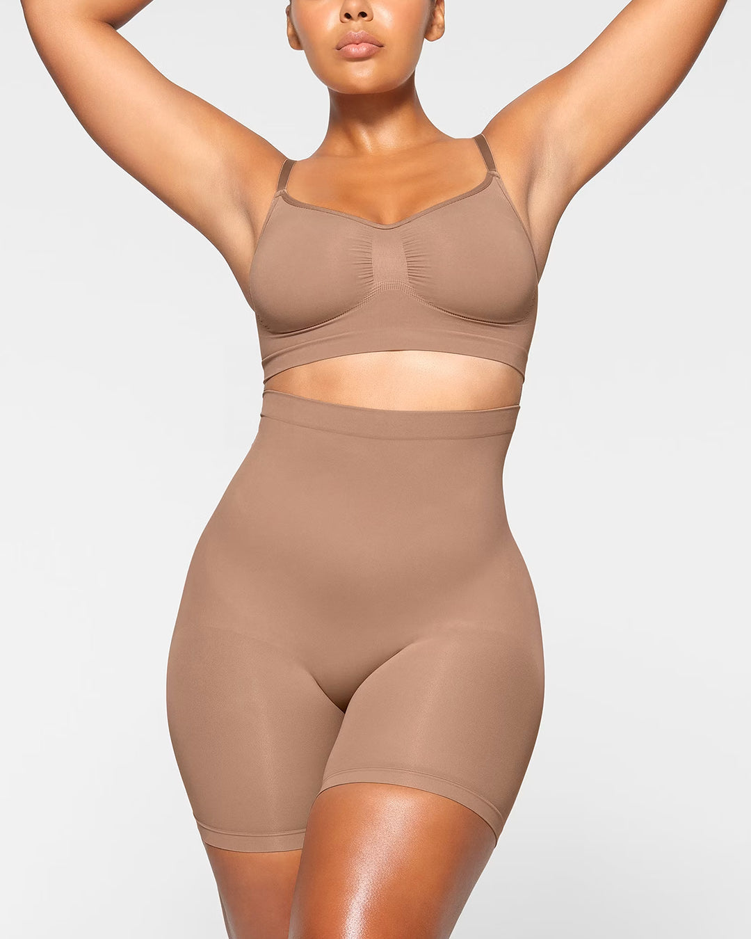 SKIMS Seamless Sculpt Mid Thigh Short