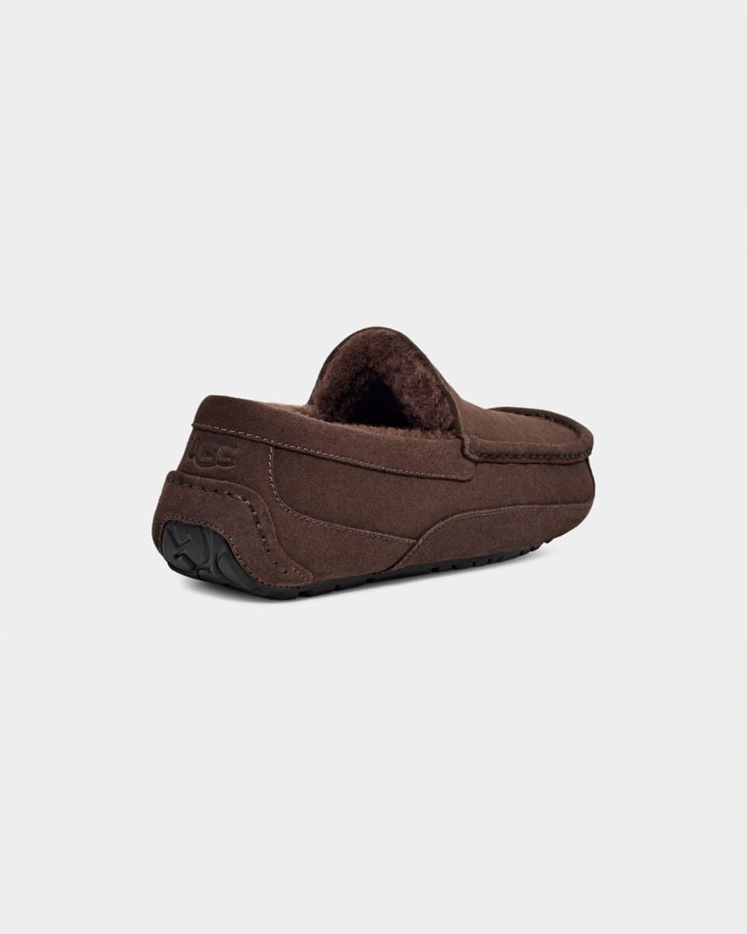 UGG M Ascot