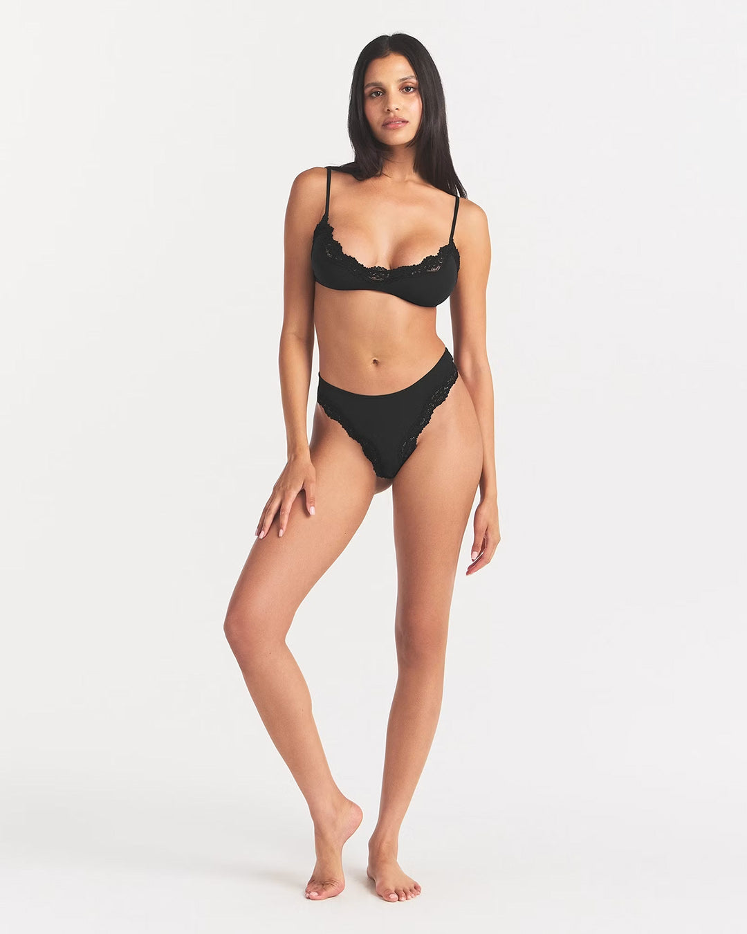 SKIMS Fits Everybody Lace Scoop Bralette